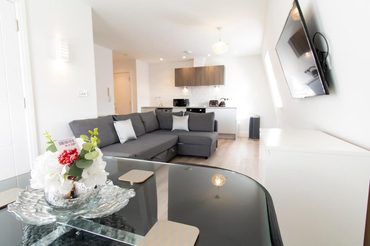 شقة Modern 1 Bed Flat 2 Mins Walk From Restaurants Bars Clubs & Beach! Wow! بورنماوث المظهر الخارجي الصورة